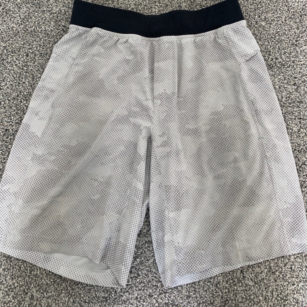 White and Grey LuLuLemon Core Short